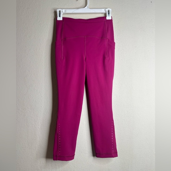Lululemon Swift Speed High-Rise Crop 22” Wild Berry size 4 - Picture 4 of 5